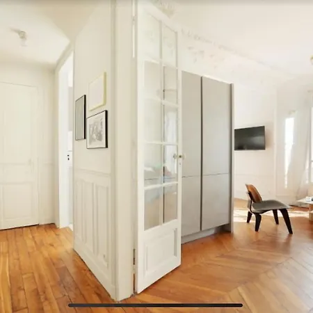 Elegant And Confortable Long In Apartment *